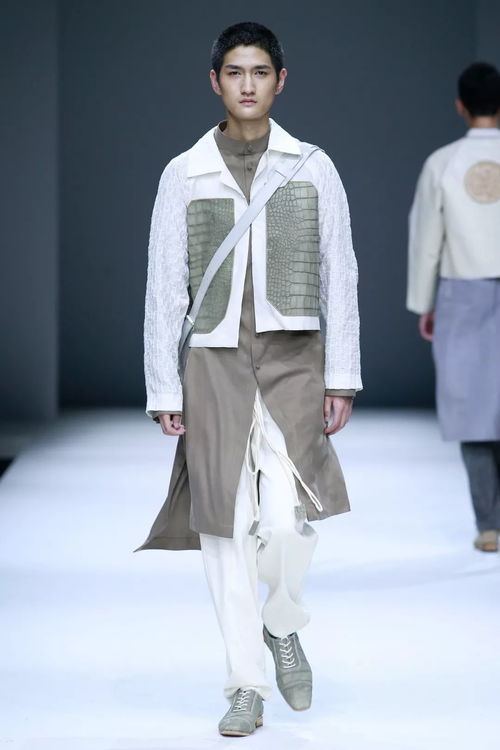 點亮美好生活——2018北京服裝學(xué)院服裝藝術(shù)與工程學(xué)院畢業(yè)生作品發(fā)布會暨北服歌力思獎學(xué)金頒獎儀式